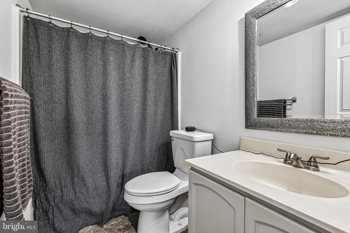3800 Powell Ln #1004 Property Photo 20