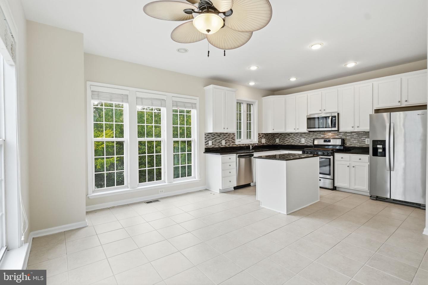 13318 Summer Garden Walk Property Photo 9