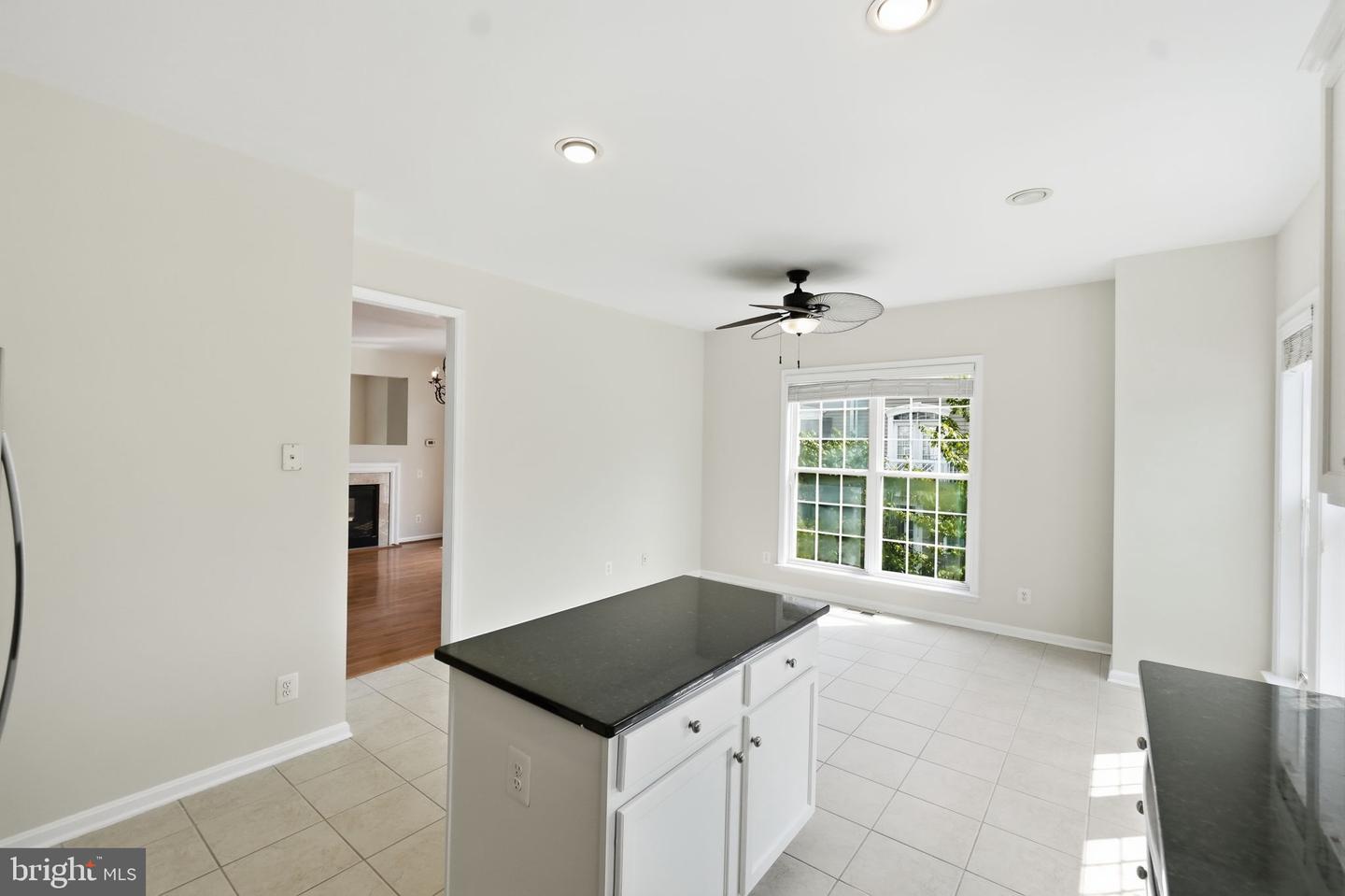 13318 Summer Garden Walk Property Photo 13