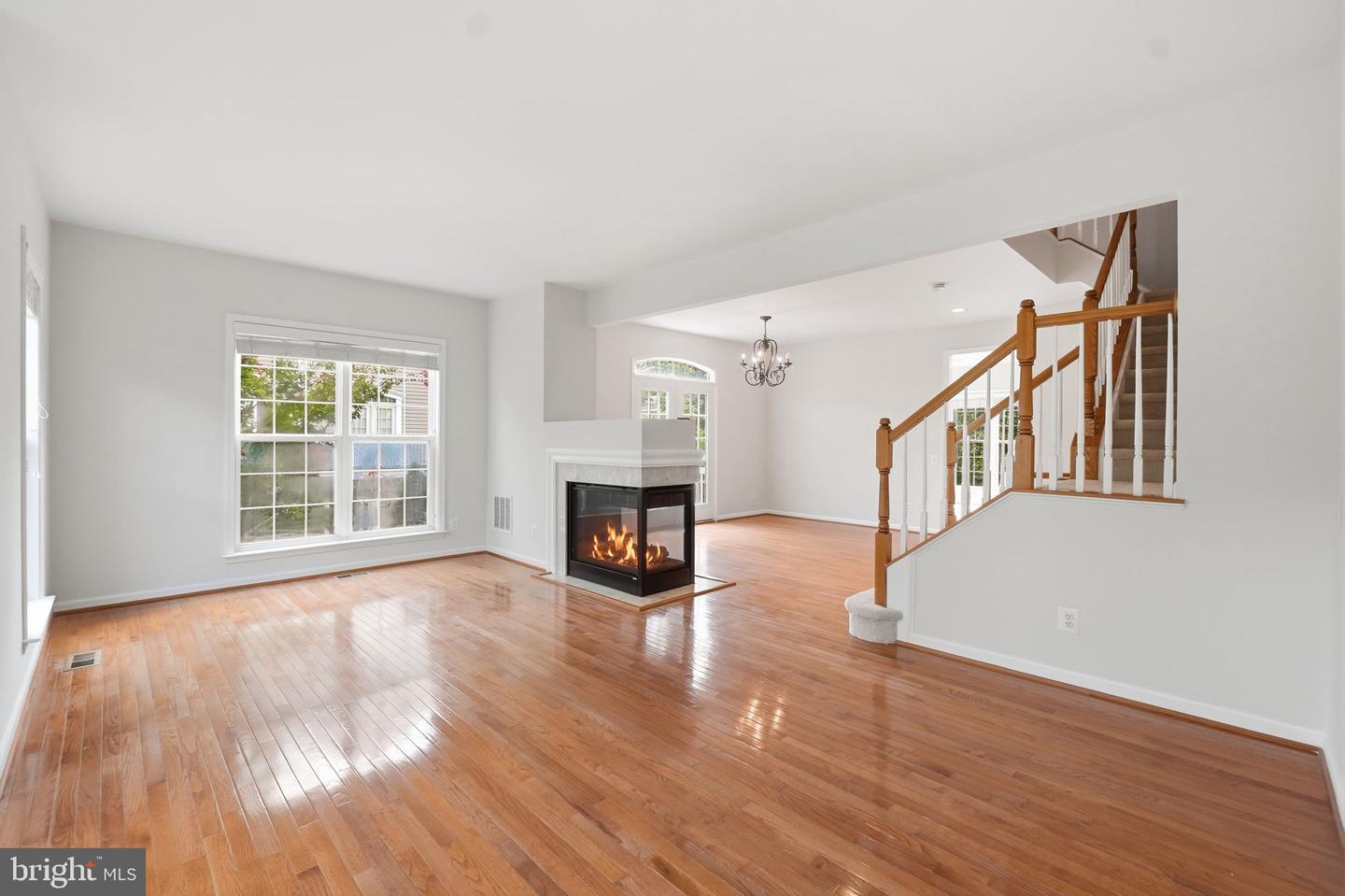 13318 Summer Garden Walk Property Photo 18