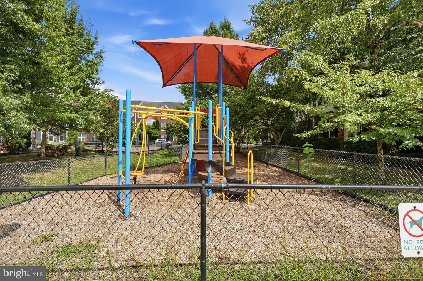 13318 Summer Garden Walk Property Photo 37