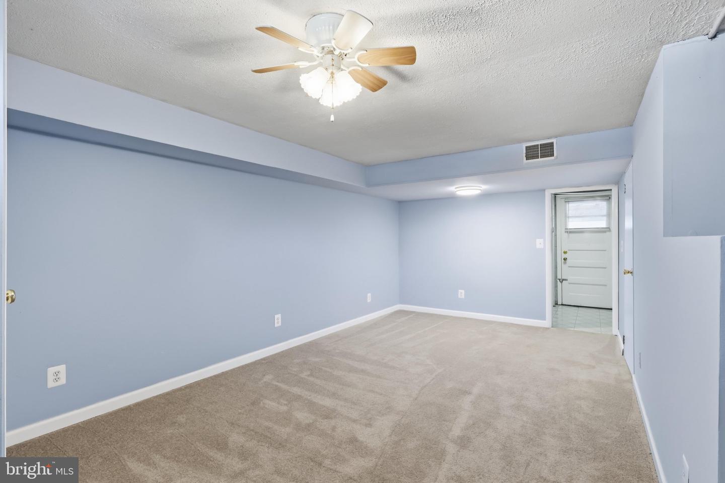 6901 Westhampton Dr Property Photo 14