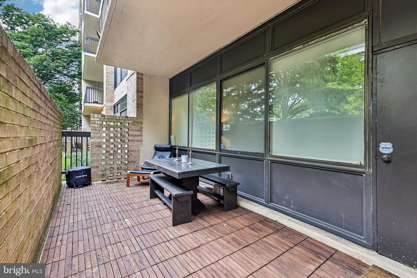 3709 S George Mason Dr #t14e Property Photo 37