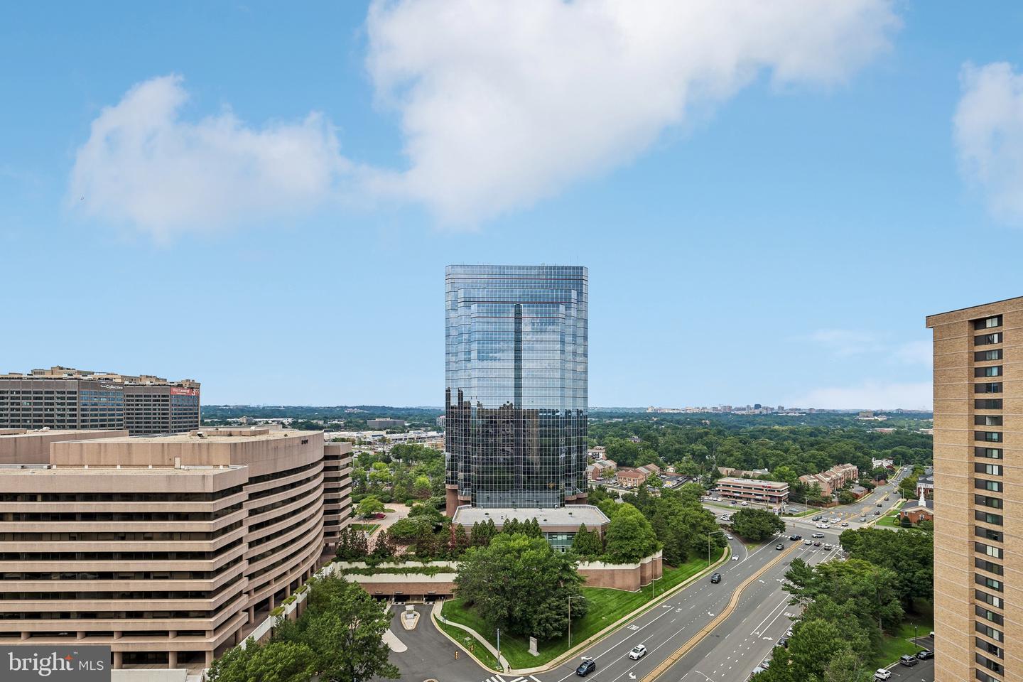 3709 S George Mason Dr #t14e Property Photo 62