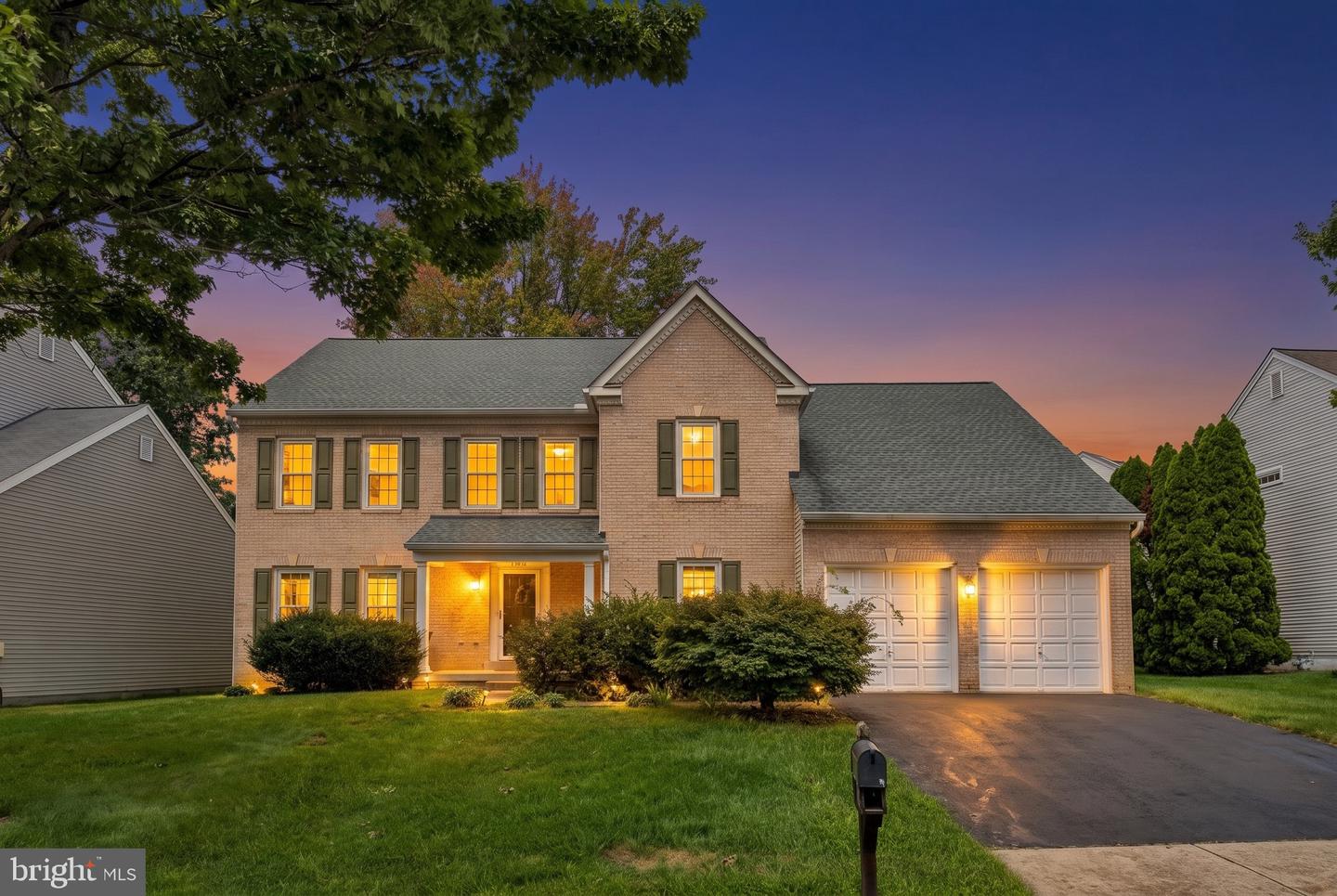 13072 AUTUMN WILLOW DR Property Photo 1