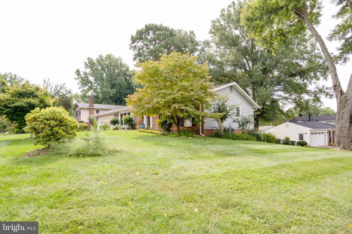 8519 Braeburn Dr Property Photo 17