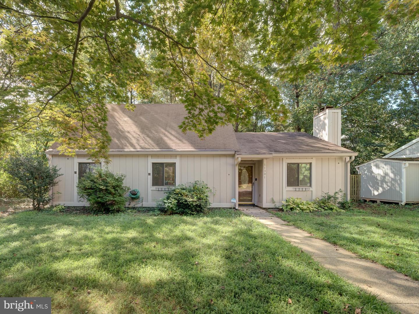 11301 GATESBOROUGH LN Property Photo 1