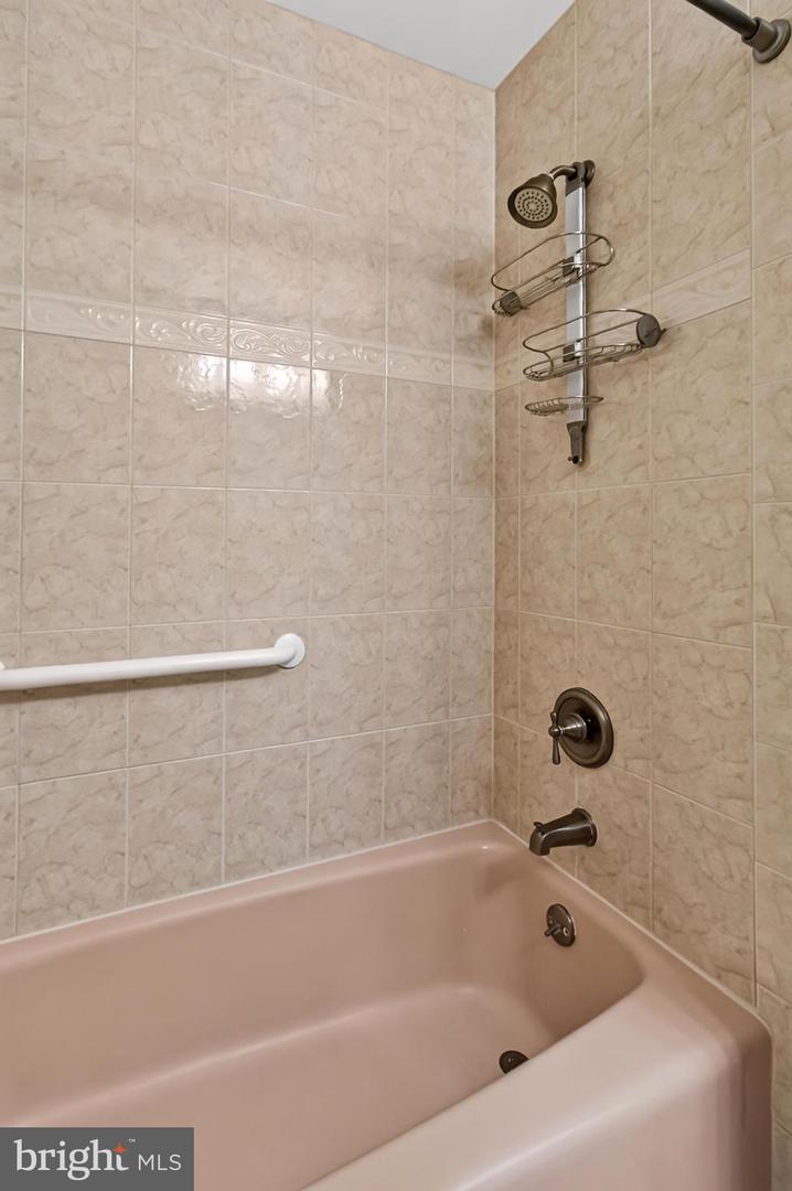 4720 Exeter St Property Photo 35
