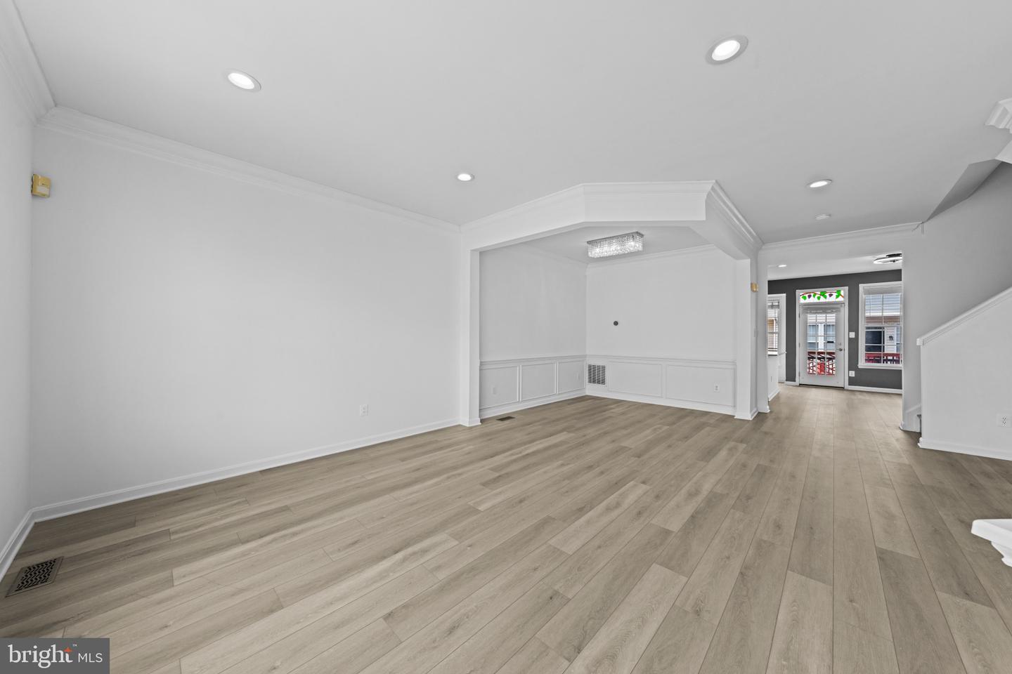2598 Logan Wood Dr Property Photo 5