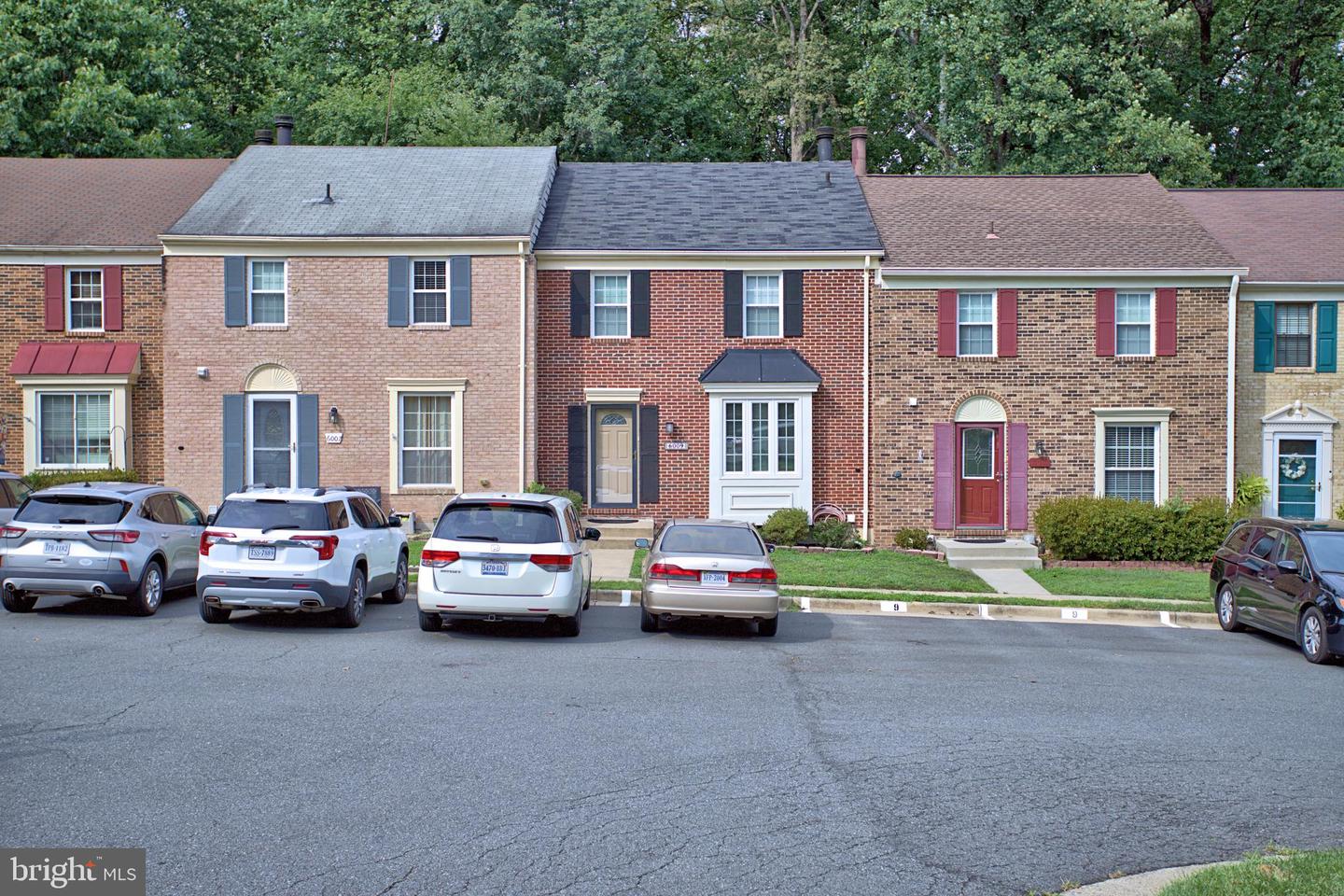 6009 Heathwick Ct Property Photo 1