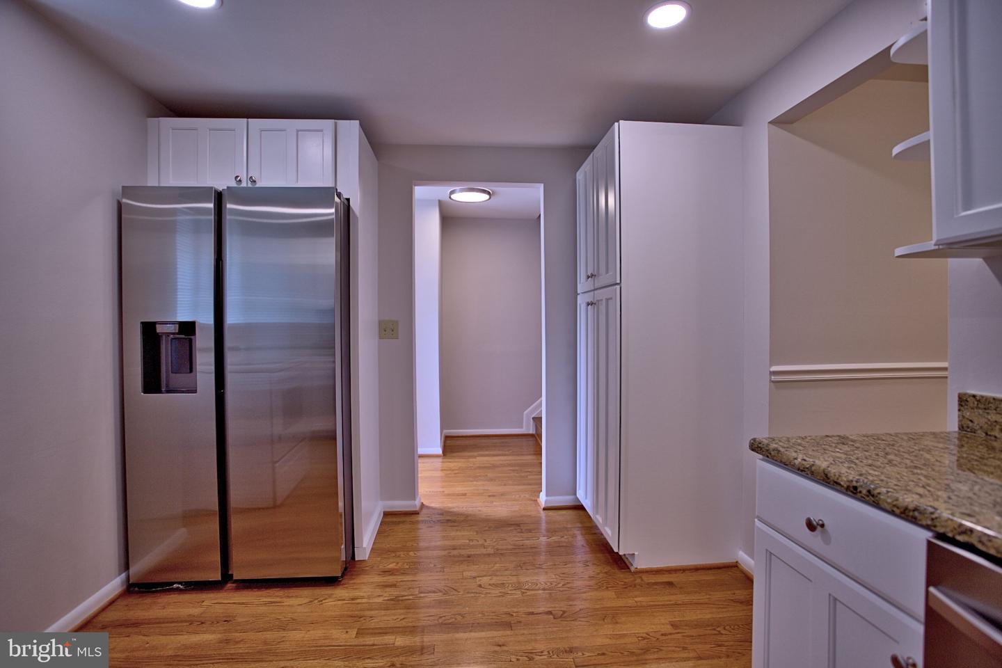 6009 Heathwick Ct Property Photo 5