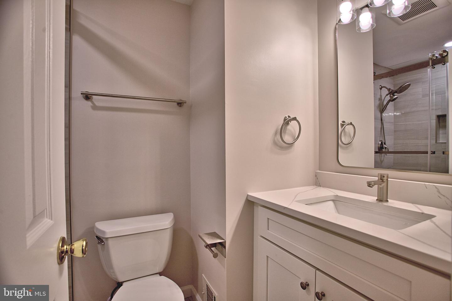 6009 Heathwick Ct Property Photo 23