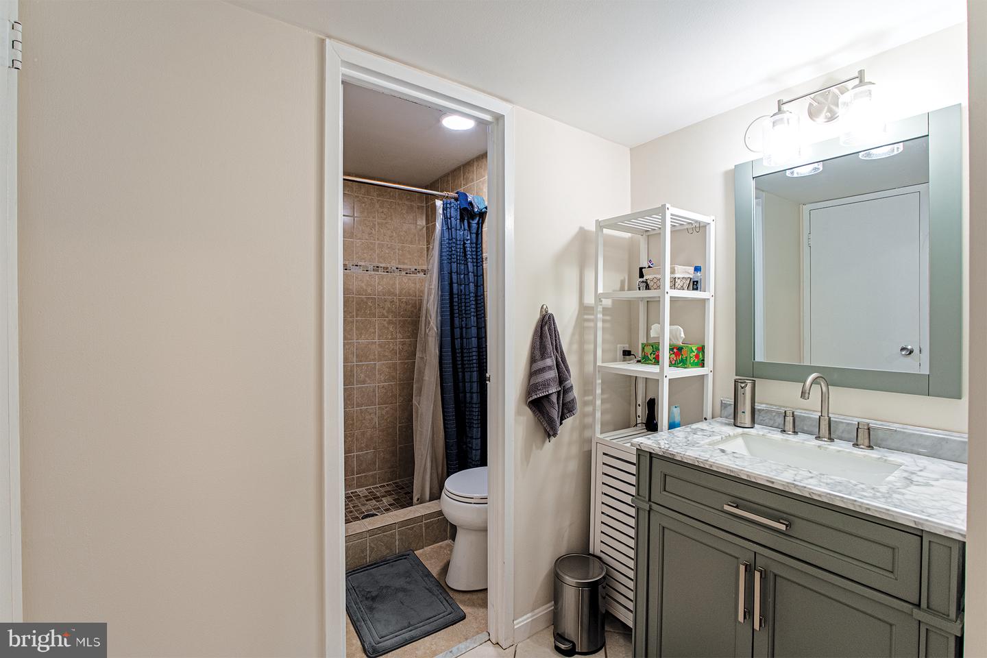 2037 Royal Fern Ct #47/22c Property Photo 14
