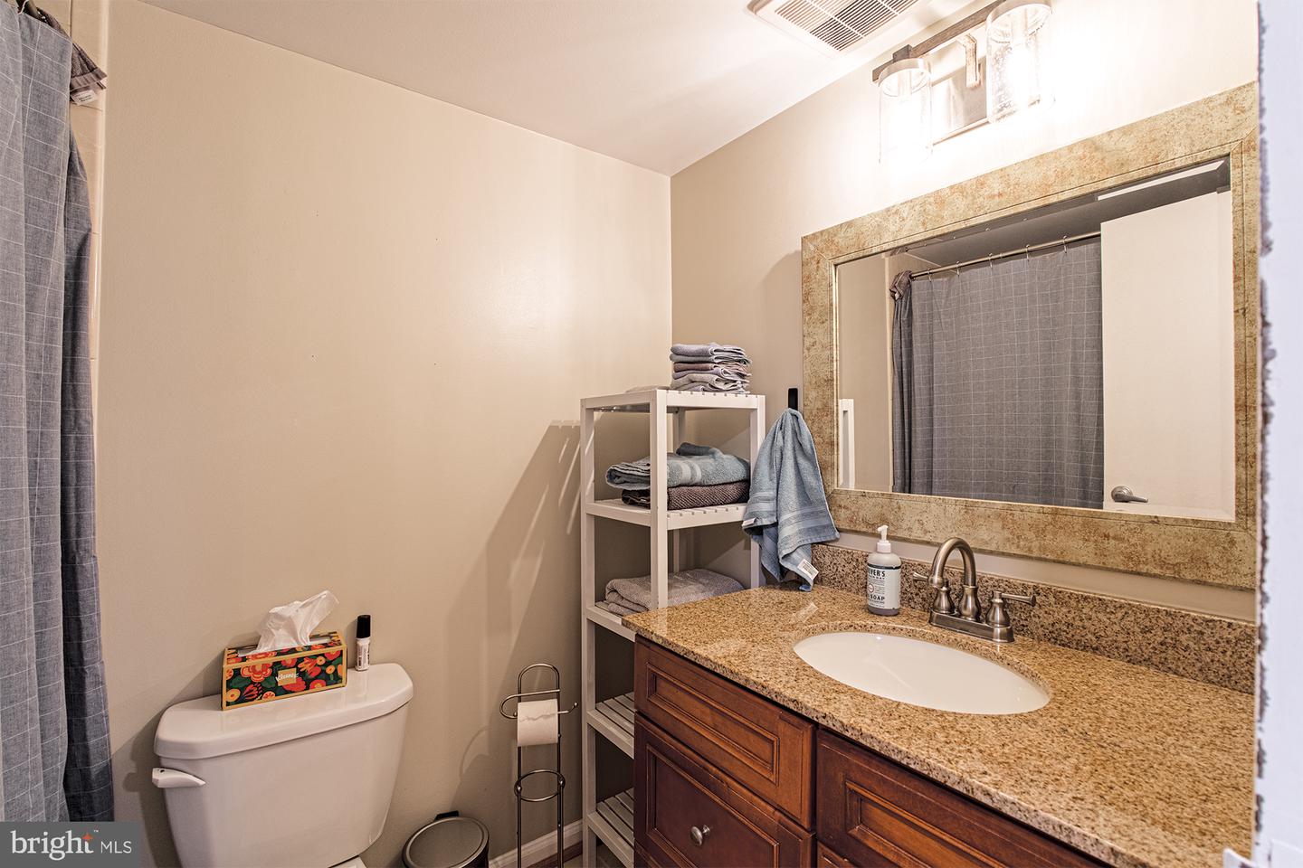 2037 Royal Fern Ct #47/22c Property Photo 18