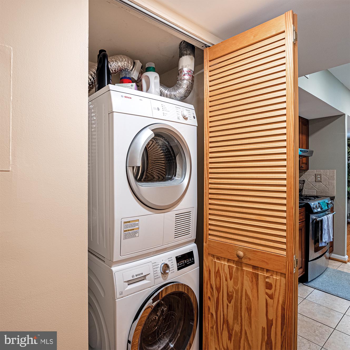 2037 Royal Fern Ct #47/22c Property Photo 19