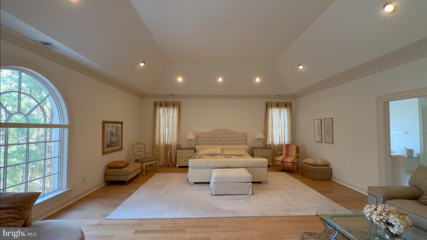 1289 Ballantrae Farm Dr Property Photo 30