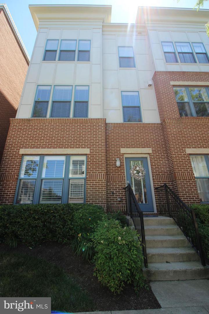4155 Rush St Property Photo 1