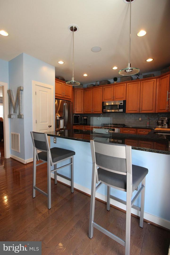 4155 Rush St Property Photo 8
