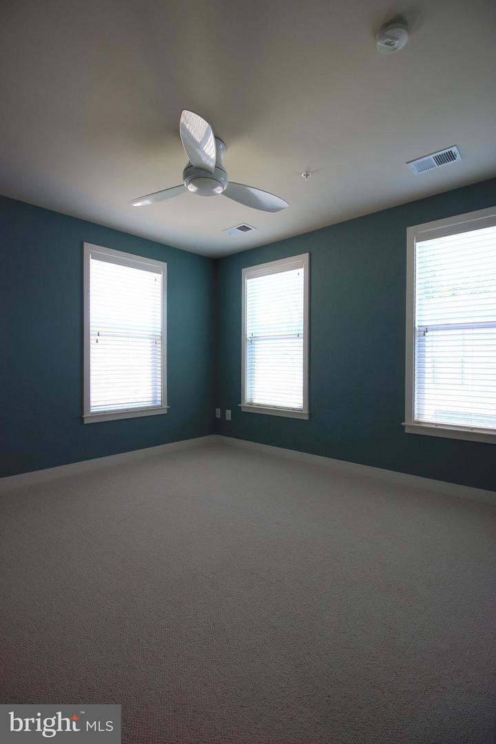 4155 Rush St Property Photo 18