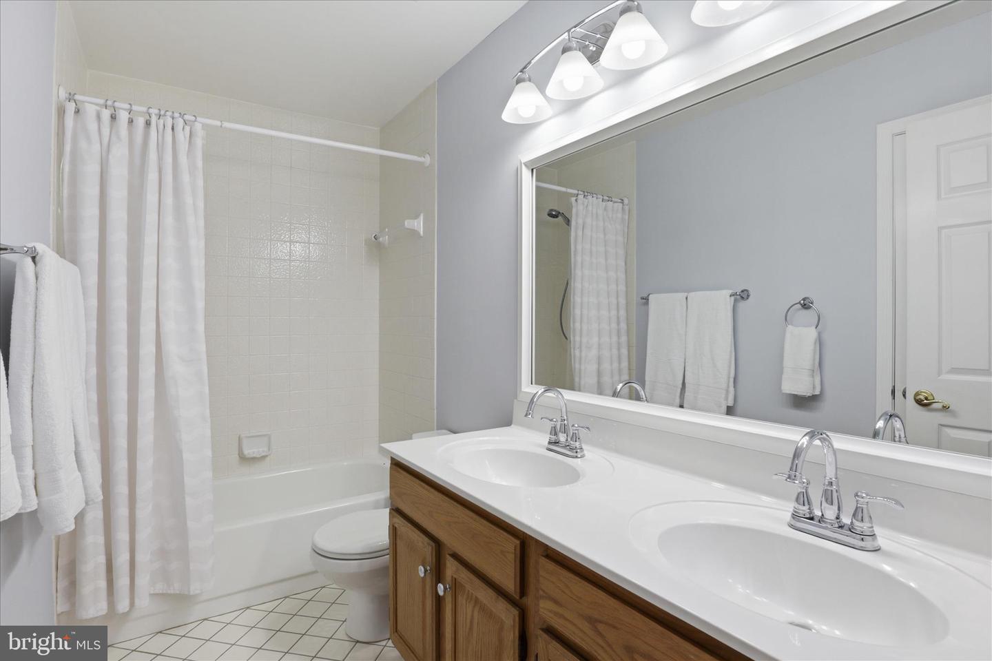 3424 Silver Maple Pl Property Photo 37