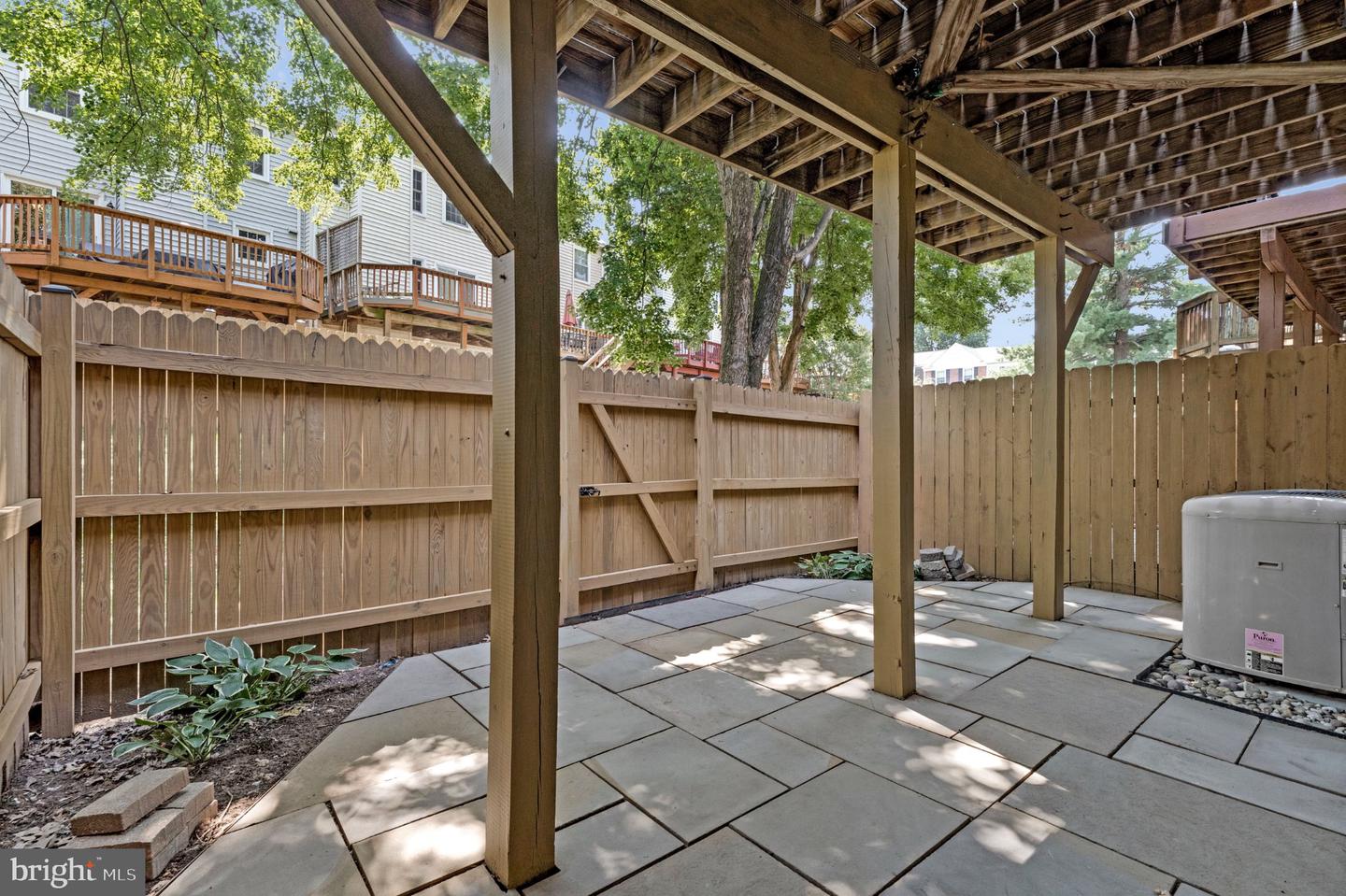 4284 Sleepy Lake Dr Property Photo 33