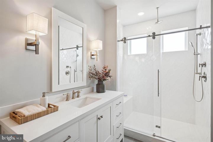 14954 Deco Property Photo 17