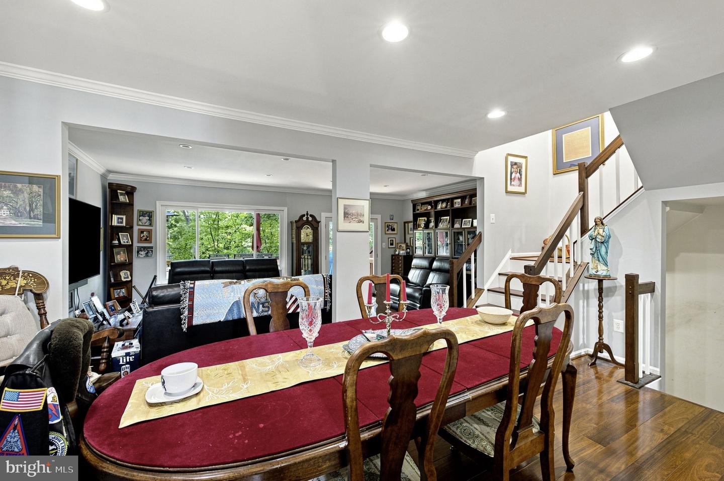 5723 Waters Edge Landing Ct Property Photo 14
