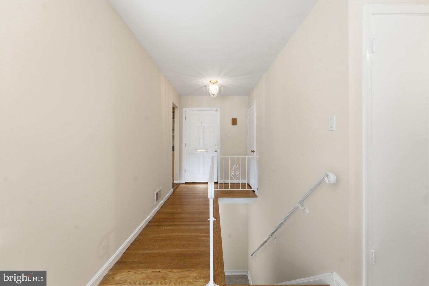 5506 Ventnor Ln Property Photo 8