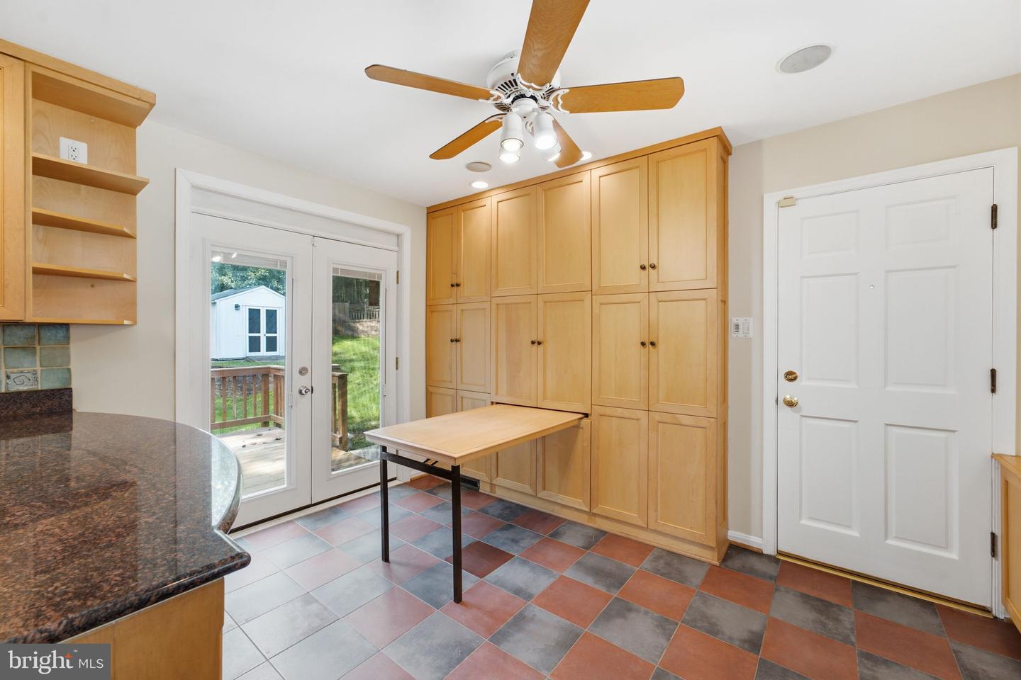 5506 Ventnor Ln Property Photo 12