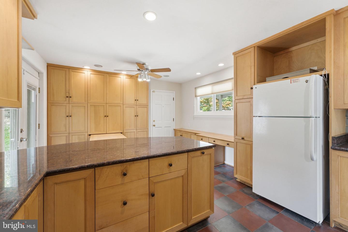 5506 Ventnor Ln Property Photo 16