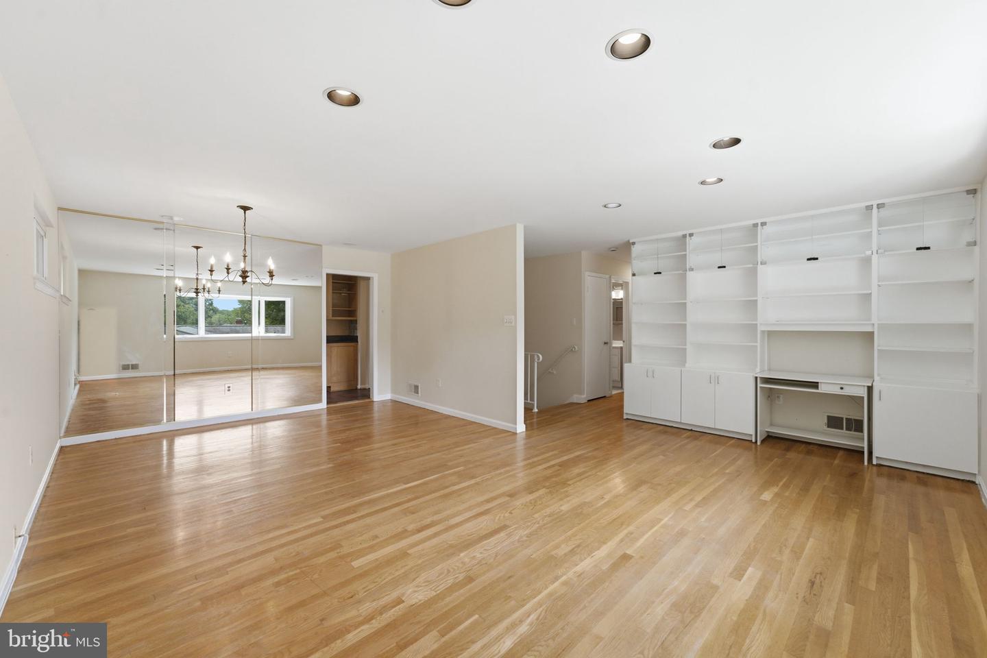 5506 Ventnor Ln Property Photo 18