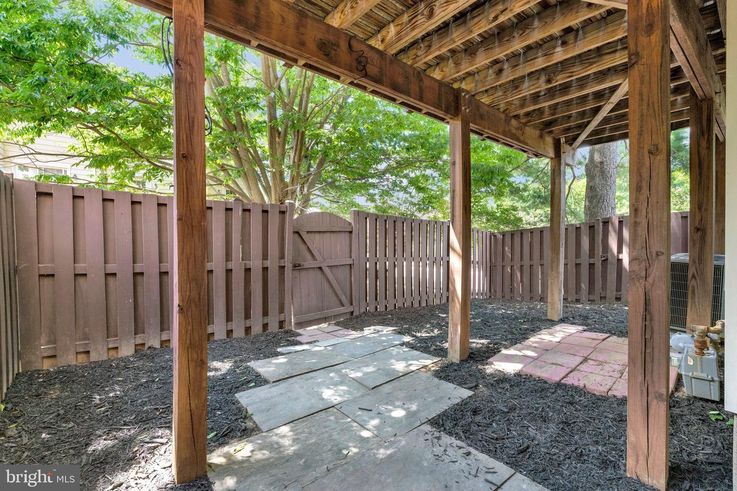 2000 Gallows Tree Ln Property Photo 49