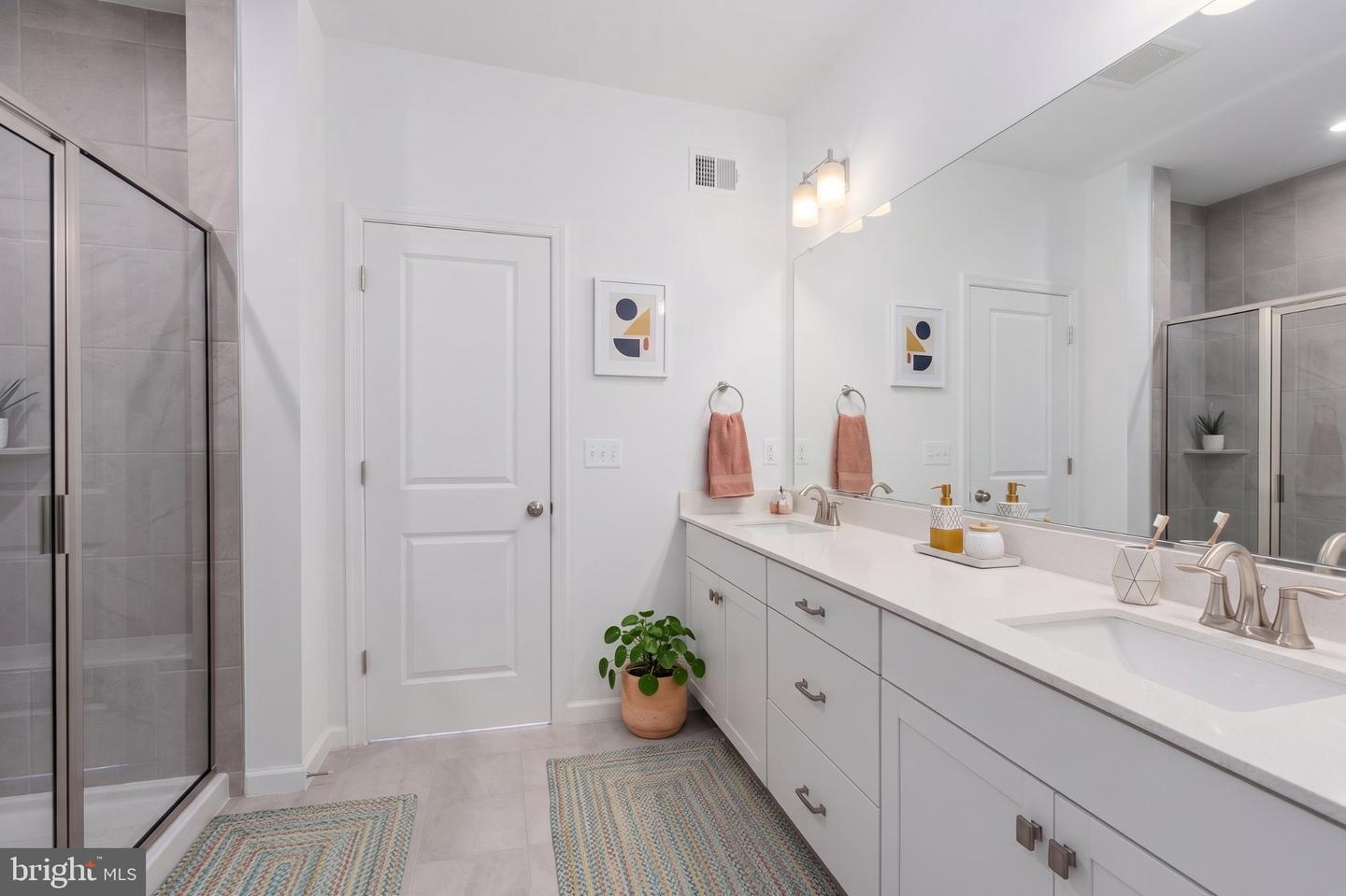 13710 Aviation Place Property Photo 11