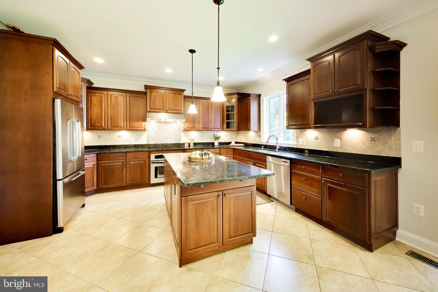 6639 Locust Way Property Photo 13