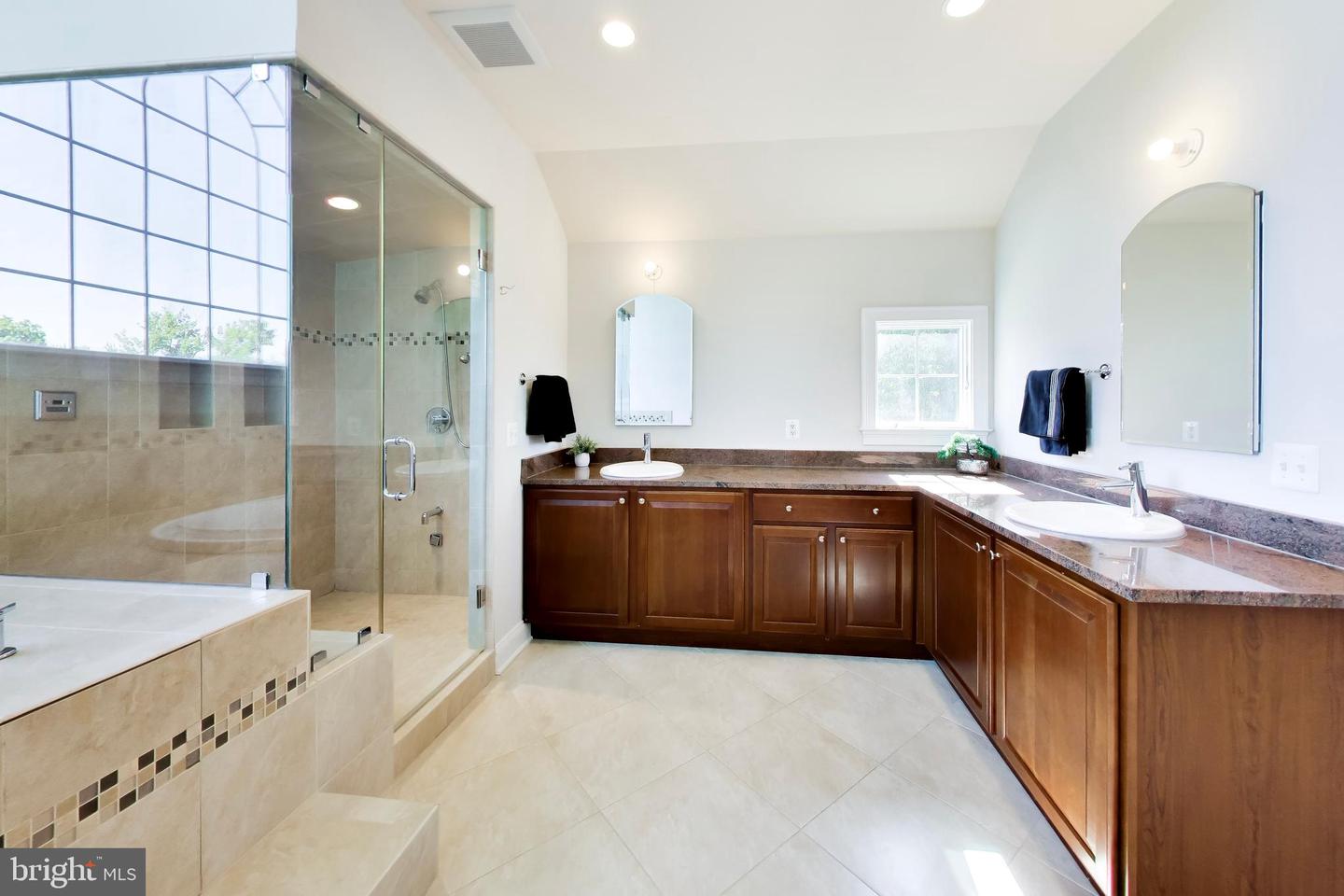 6639 Locust Way Property Photo 38