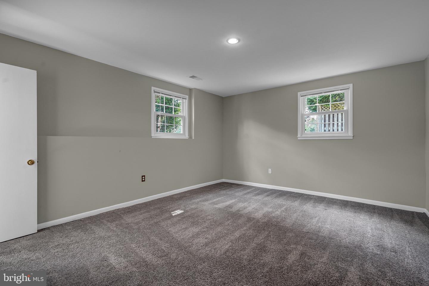 2504 Stirrup Ln Property Photo 31