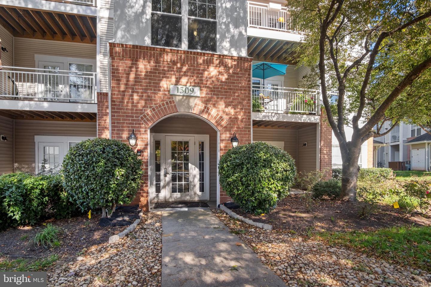 1509 North Point Dr #2 Property Photo 1