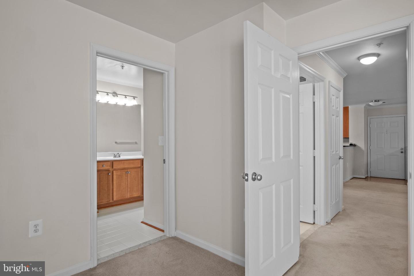 1509 North Point Dr #2 Property Photo 7