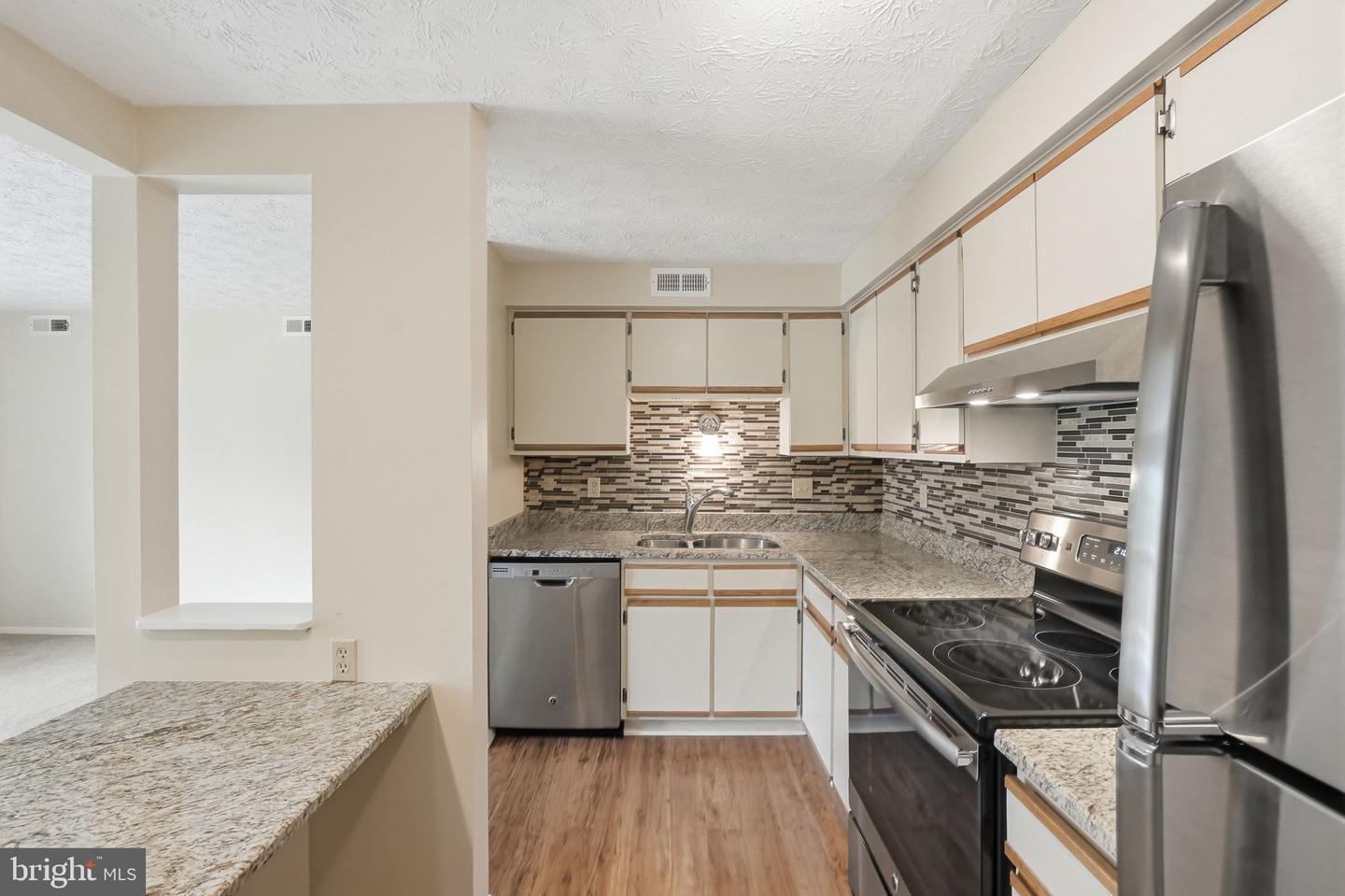 4410-j Groombridge Way #29/10j Property Photo 11