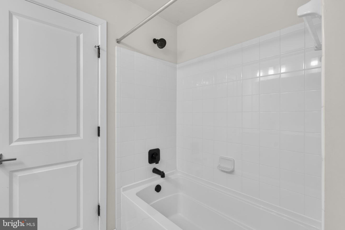 2604 Loganberry Dr Property Photo 29