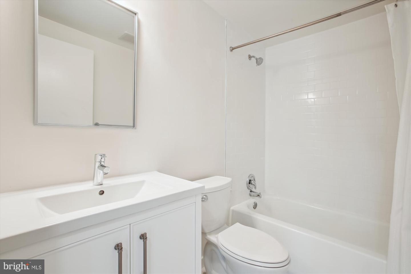 11571 Shadbush Ct Property Photo 14