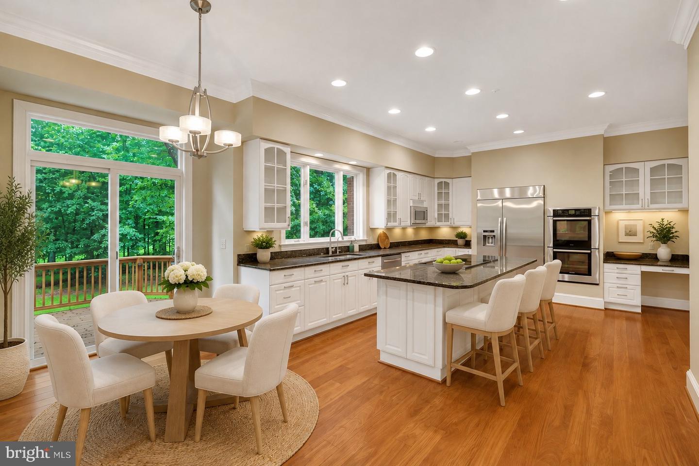 501 Seneca Green Way Property Photo 10