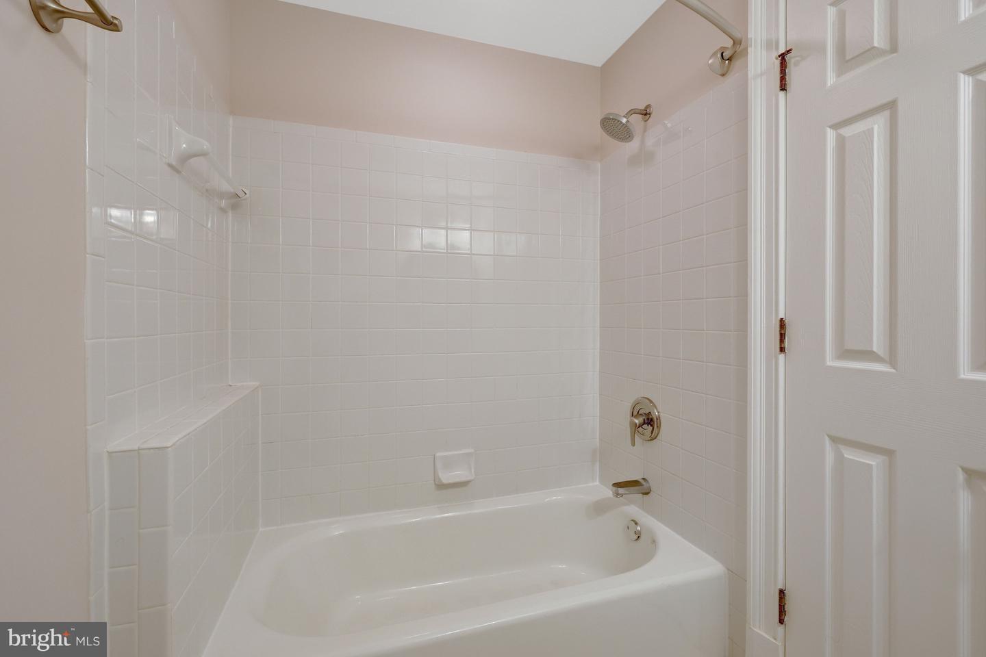 501 Seneca Green Way Property Photo 31