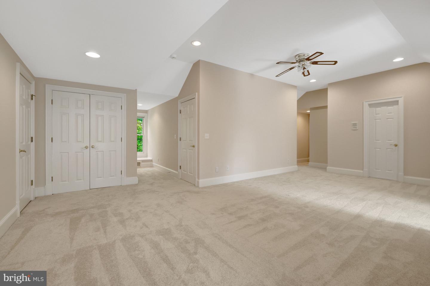 501 Seneca Green Way Property Photo 36