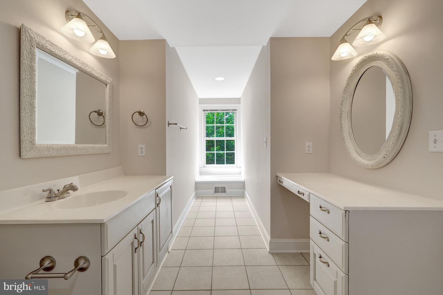 501 Seneca Green Way Property Photo 38