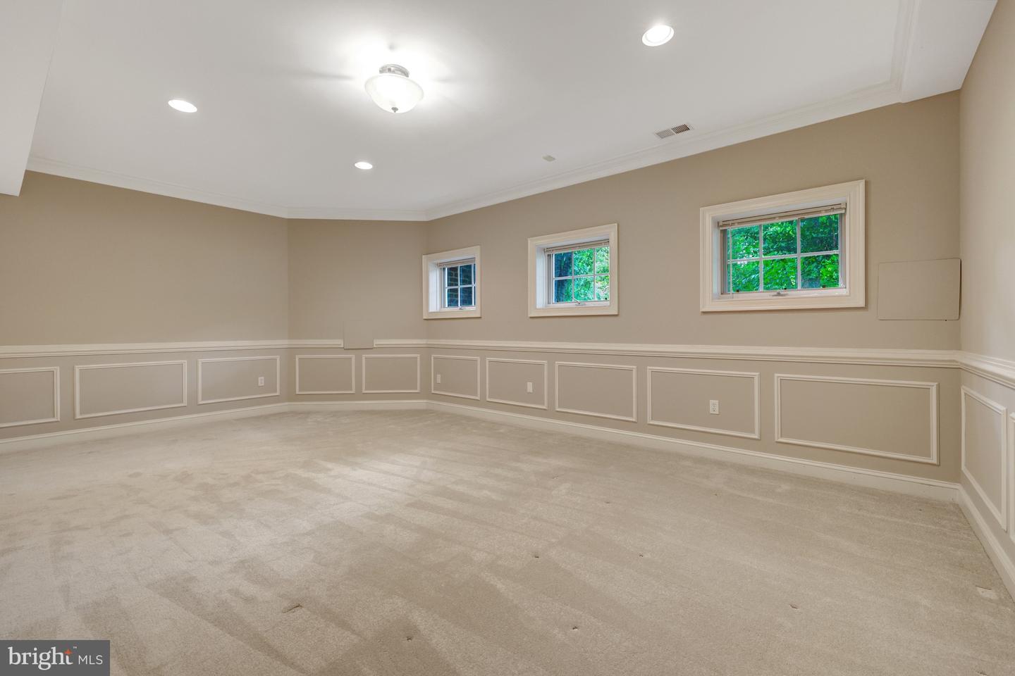 501 Seneca Green Way Property Photo 45