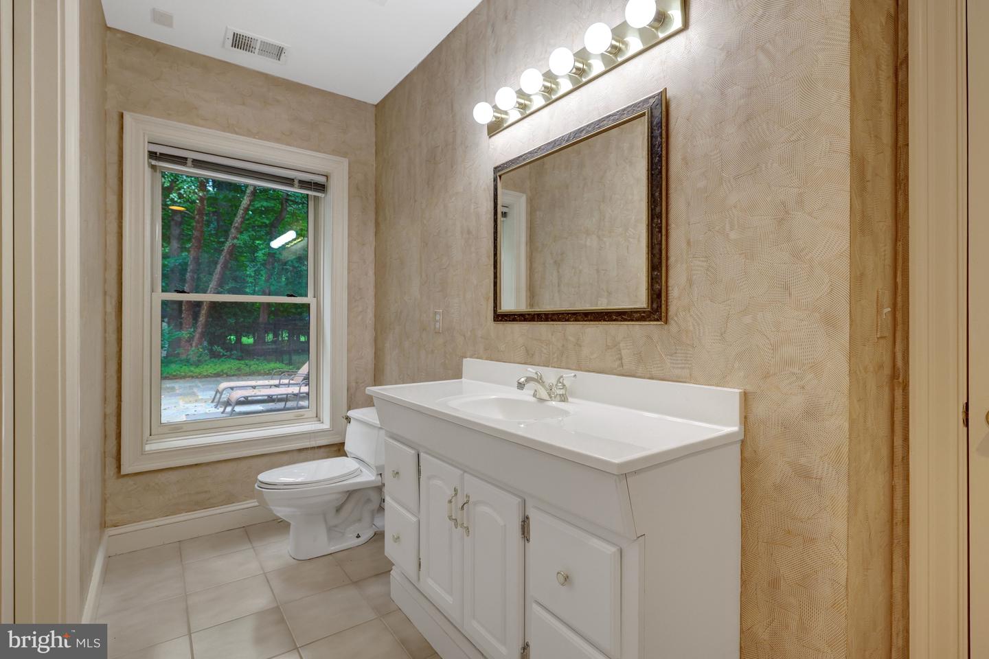 501 Seneca Green Way Property Photo 49