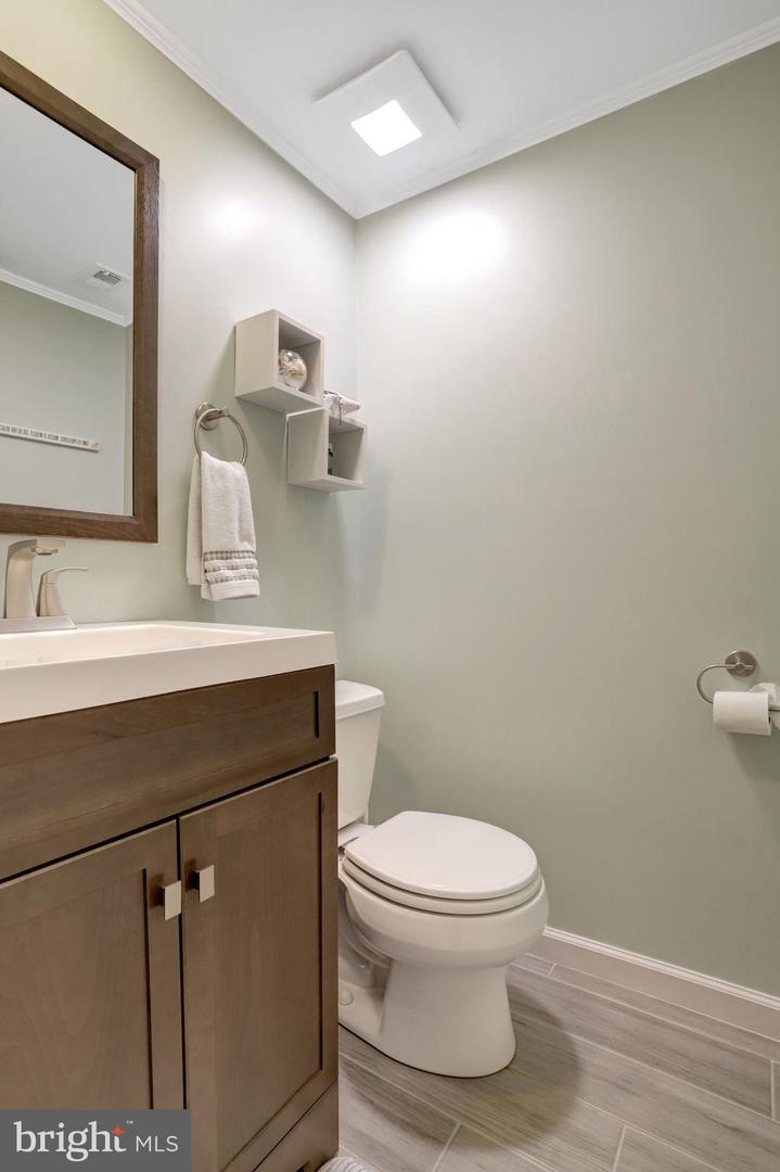 7936 Spring Forest Ct #7a Property Photo 6