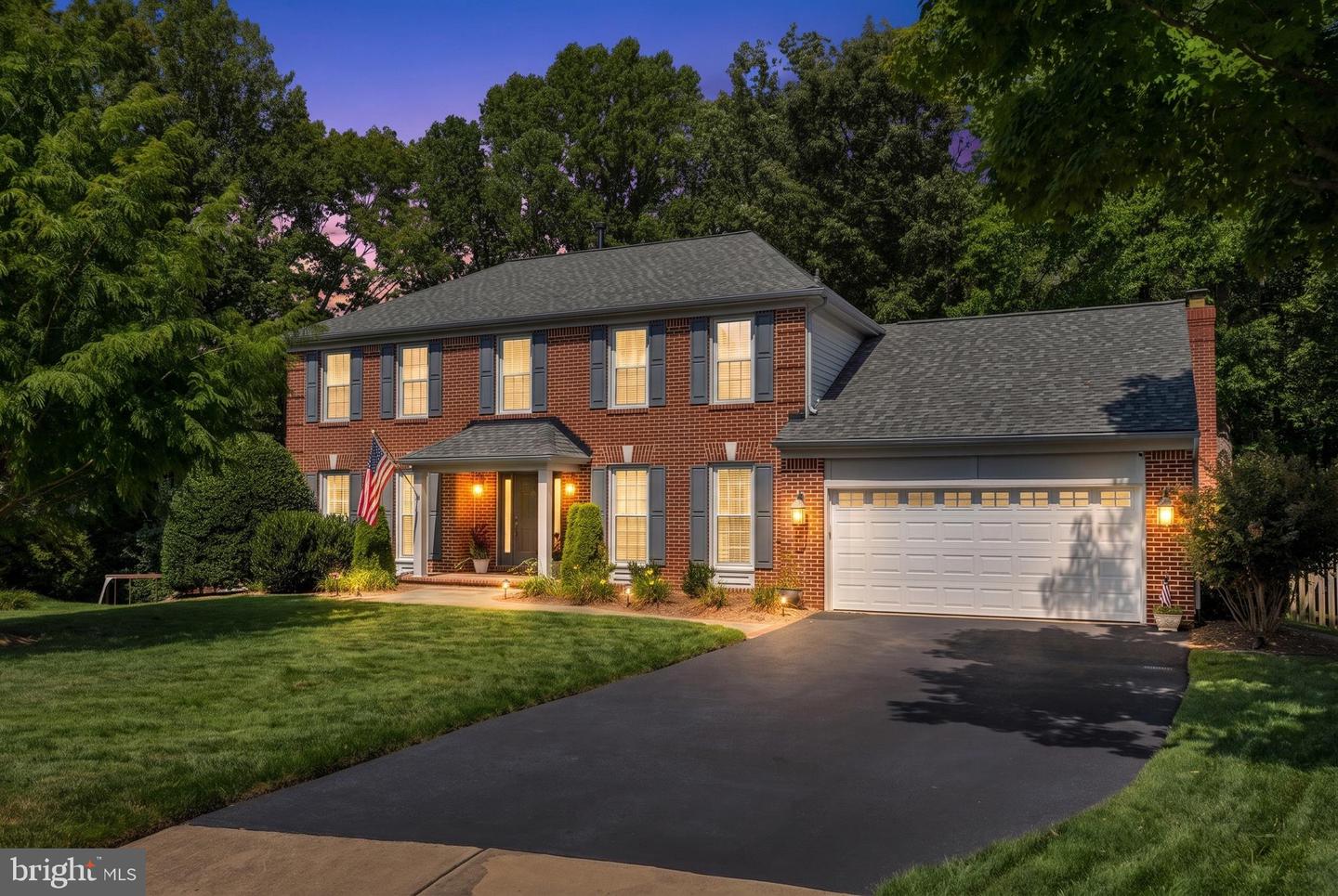 8101 JEFFREY CT