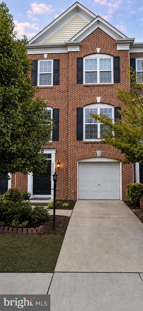 8936 Singleleaf Cir Property Photo 1